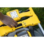 DEWALT Önjáró fűnyíró, 54V XR FLEXVOLT, 53cm, kettős késrendszer, akku nélkül