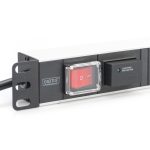 DIGITUS DN-95407 19 1U PDU 7xCEE 7/3 schuko aljzat CEE7/7 csatlakozó 2m túlfeszültségvédett elosztósor