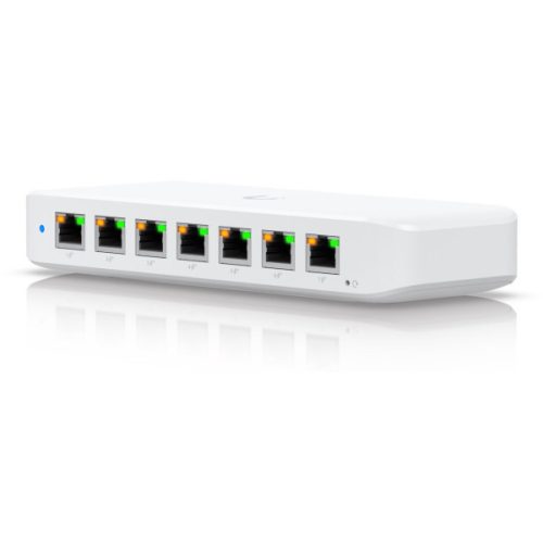 Ubiquiti UniFi USW-Ultra 8xGbE LAN port 7x PoE+ (52W) L2 menedzselhető switch